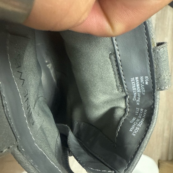 Nine West Solid Gray Size 8.5M Closed Toe Ankle Shaft Zip In Back - Picture 4 of 12